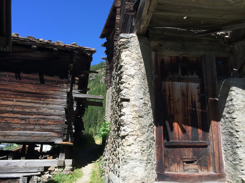 Chalet Sunstar Saas-Grund Exterior photo